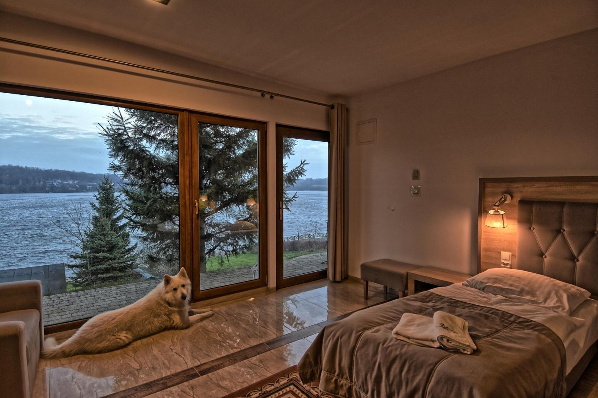 Wichrowe Wzgorze Chmielno Hotel Buitenkant foto